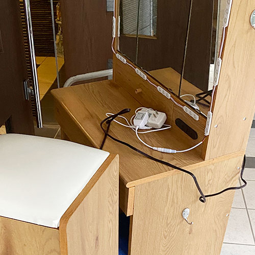 Disposal Cost for Mirrors and Dressing Mirrors